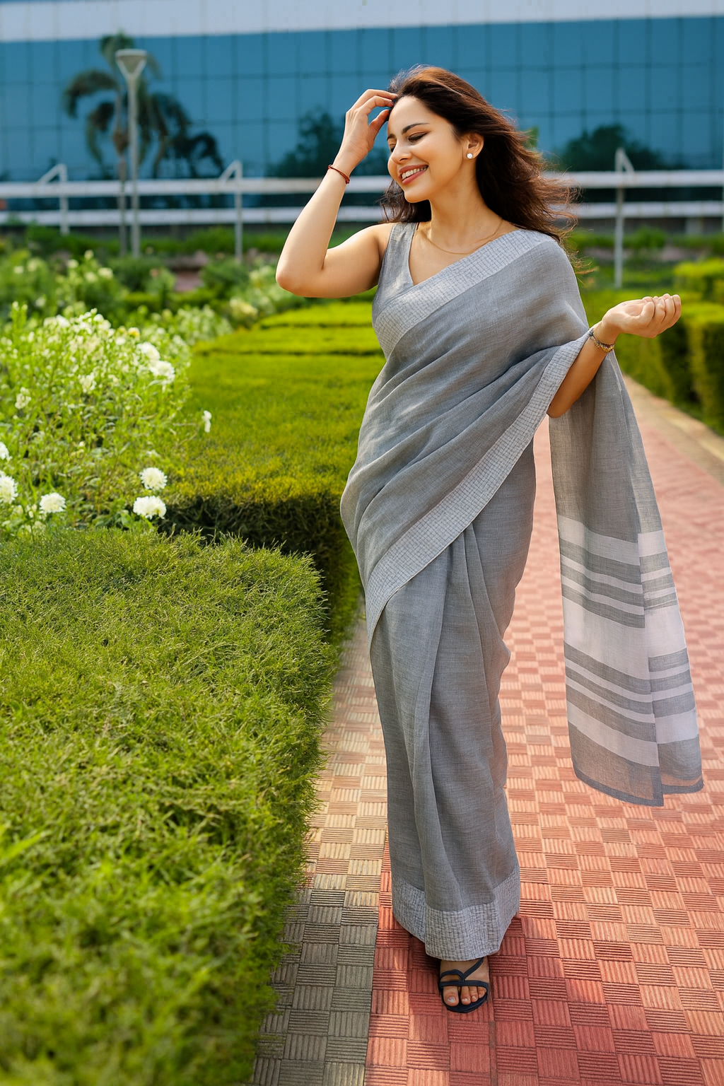 Minimalist Charcoal-Grey Everyday Linen Saree