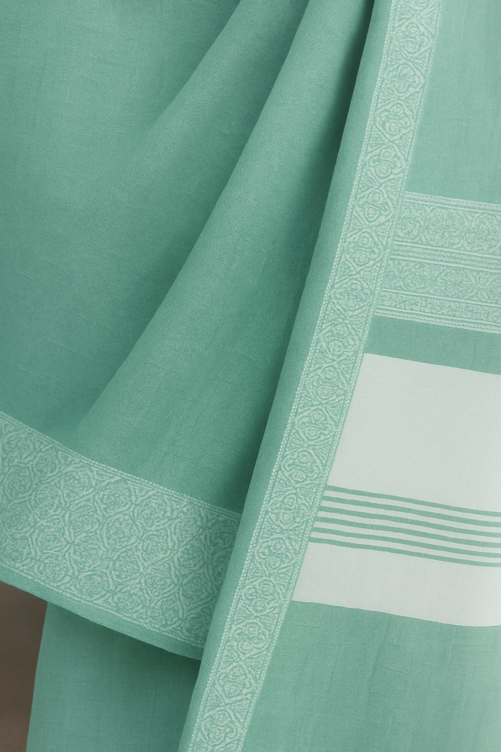 Premium Linen Saree in Pastel Mint Green | Handwoven Elegance