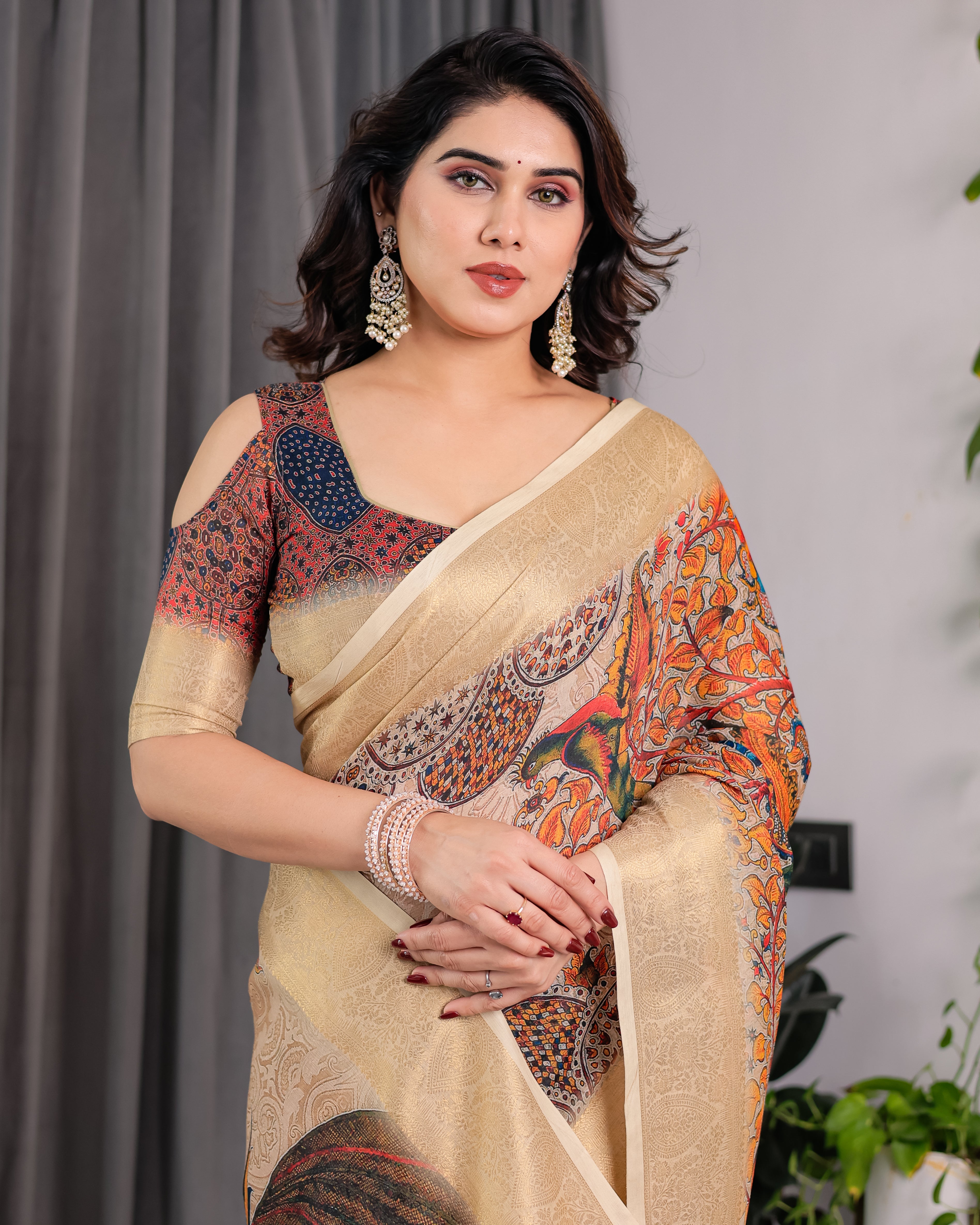 Pure Handloom Linen Saree with Floral Print & Zari Border | Elegant Ethnic Wear for Festive & Casual Styling