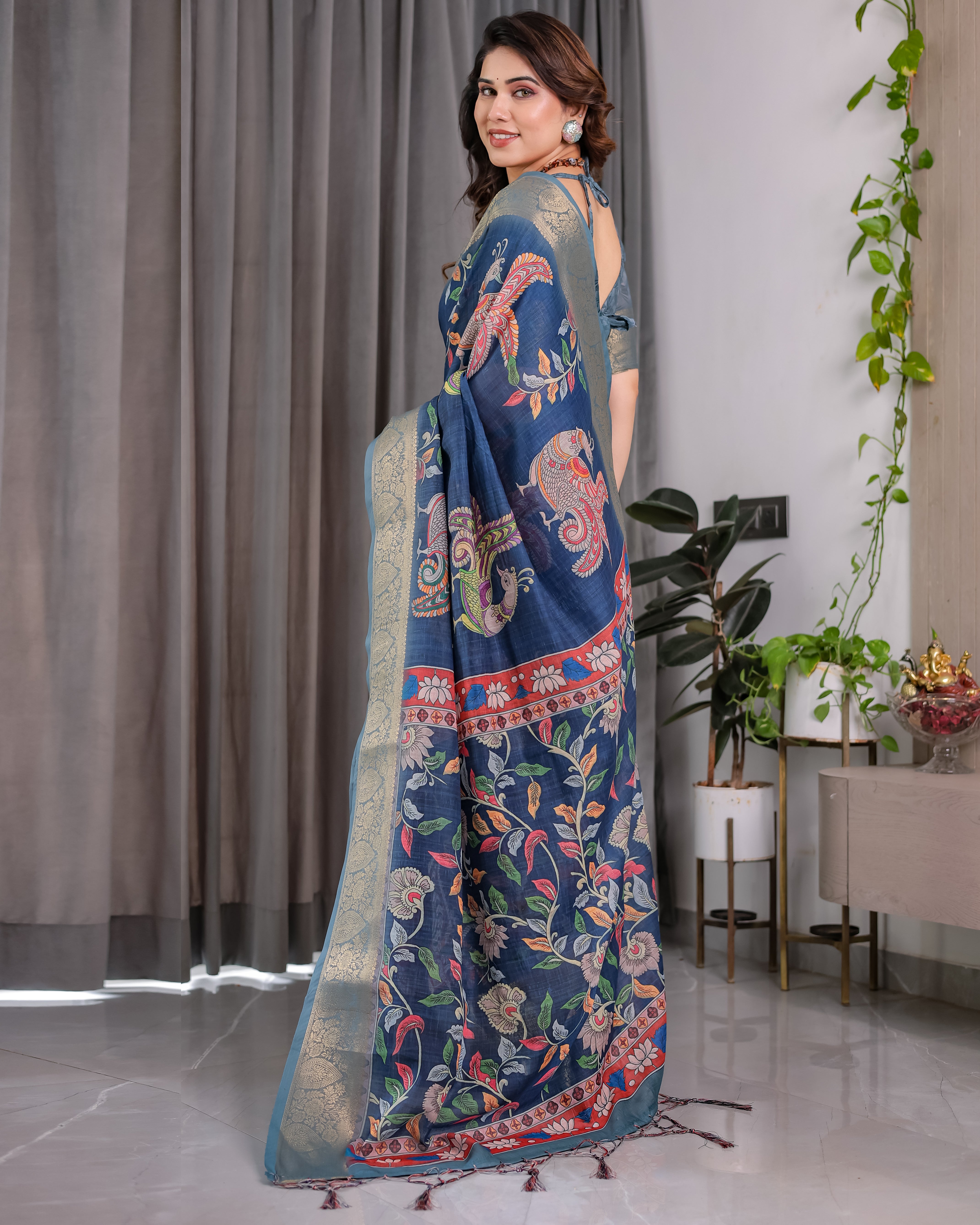Pure Handloom Linen Saree with Floral Print & Zari Border